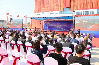 情懷鑄就實(shí)業(yè)夢(mèng)，初心照亮家鄉(xiāng)路